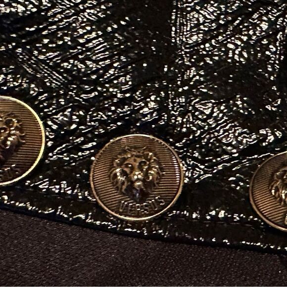 Brand New Versus Versace Black crop Top with Classic gold lion buttons - Picture 3 of 10
